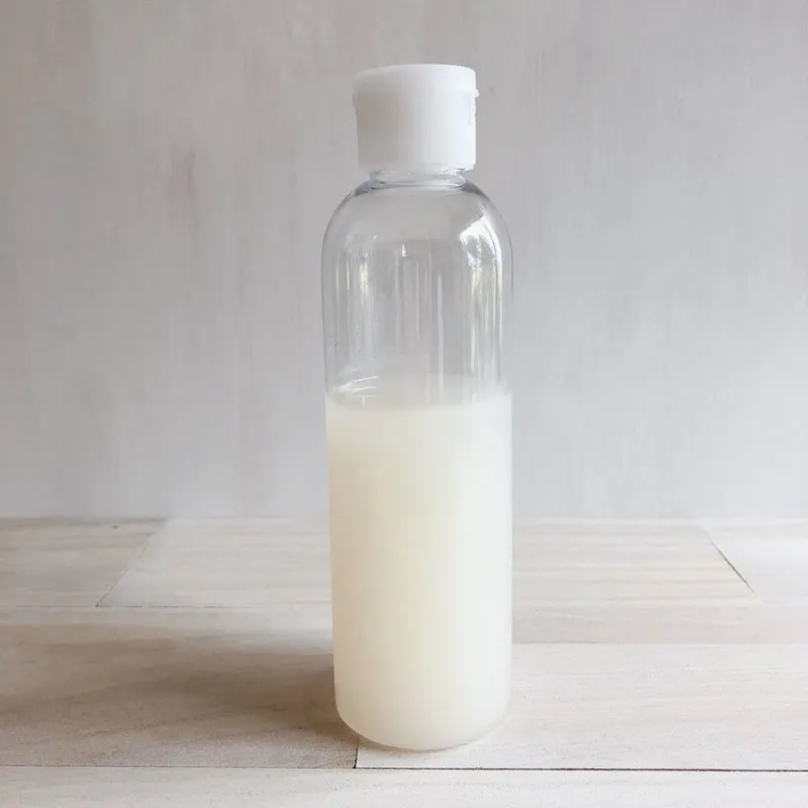 Sake lees can remove blemishes on the face!　How to make homemade Koji lotion